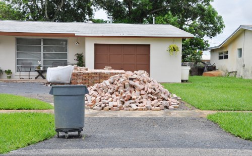Choosing the right waste removal service
